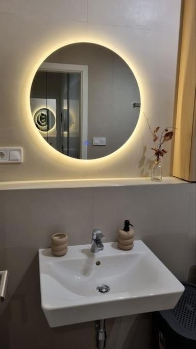 M&M1 Studio Apartment Near Center With Free Parking - Ac Košice Extérieur photo